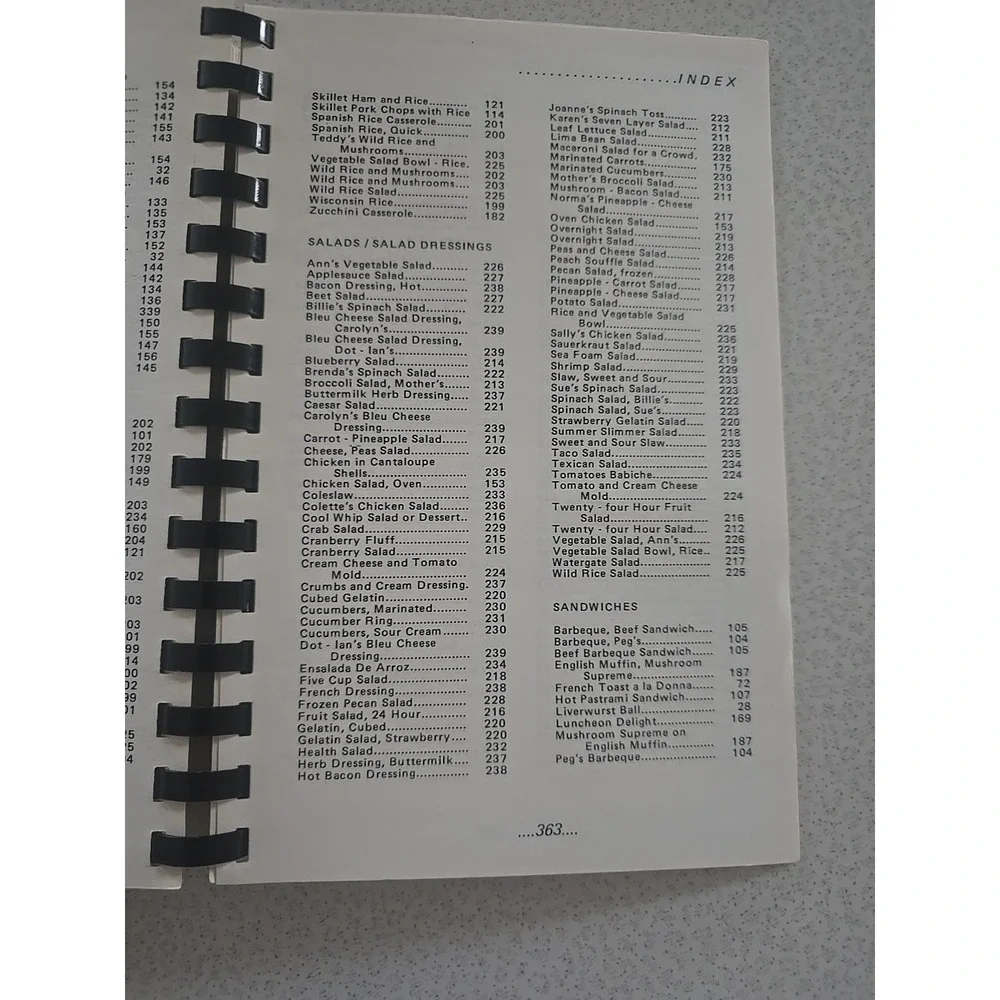Measure for Measure (1979) - Sweet Adelines - Favorite Vintage Recipes 3rd Print